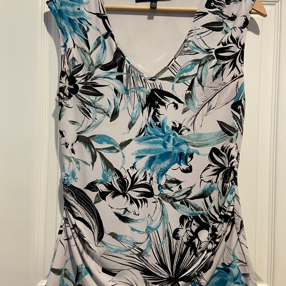 White House Black Market Blue Black Floral V-Neck Tank